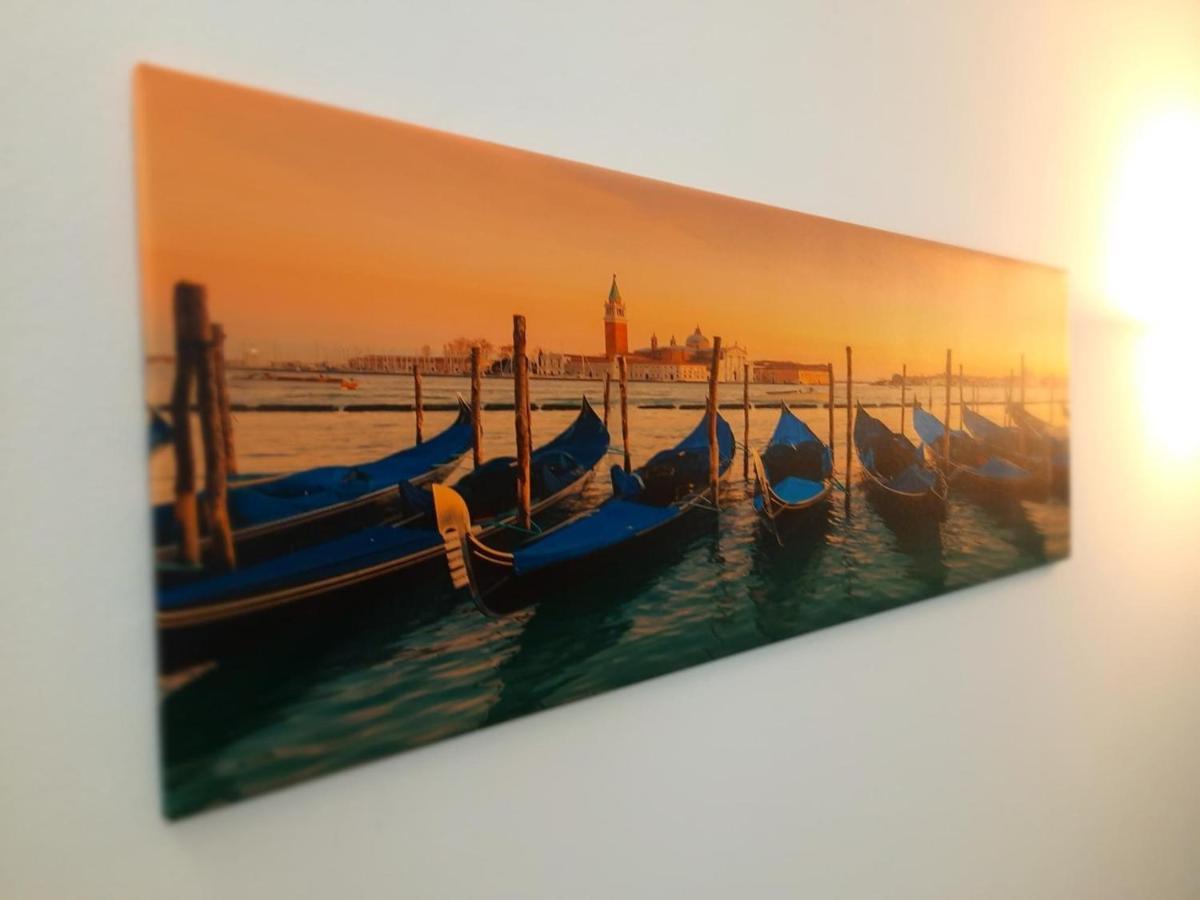Marco'S Apartment -Ideale Per Venezia- Местре Екстериор снимка